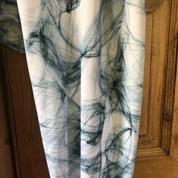 Human Performance‎ Engineering Medium Blue White Leggings - Picture 4 of 12